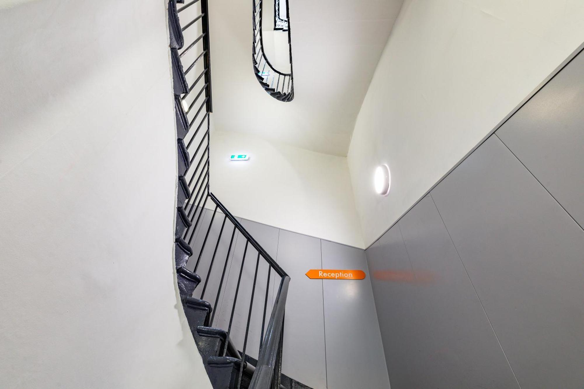 Easyhotel EDI Exterior foto