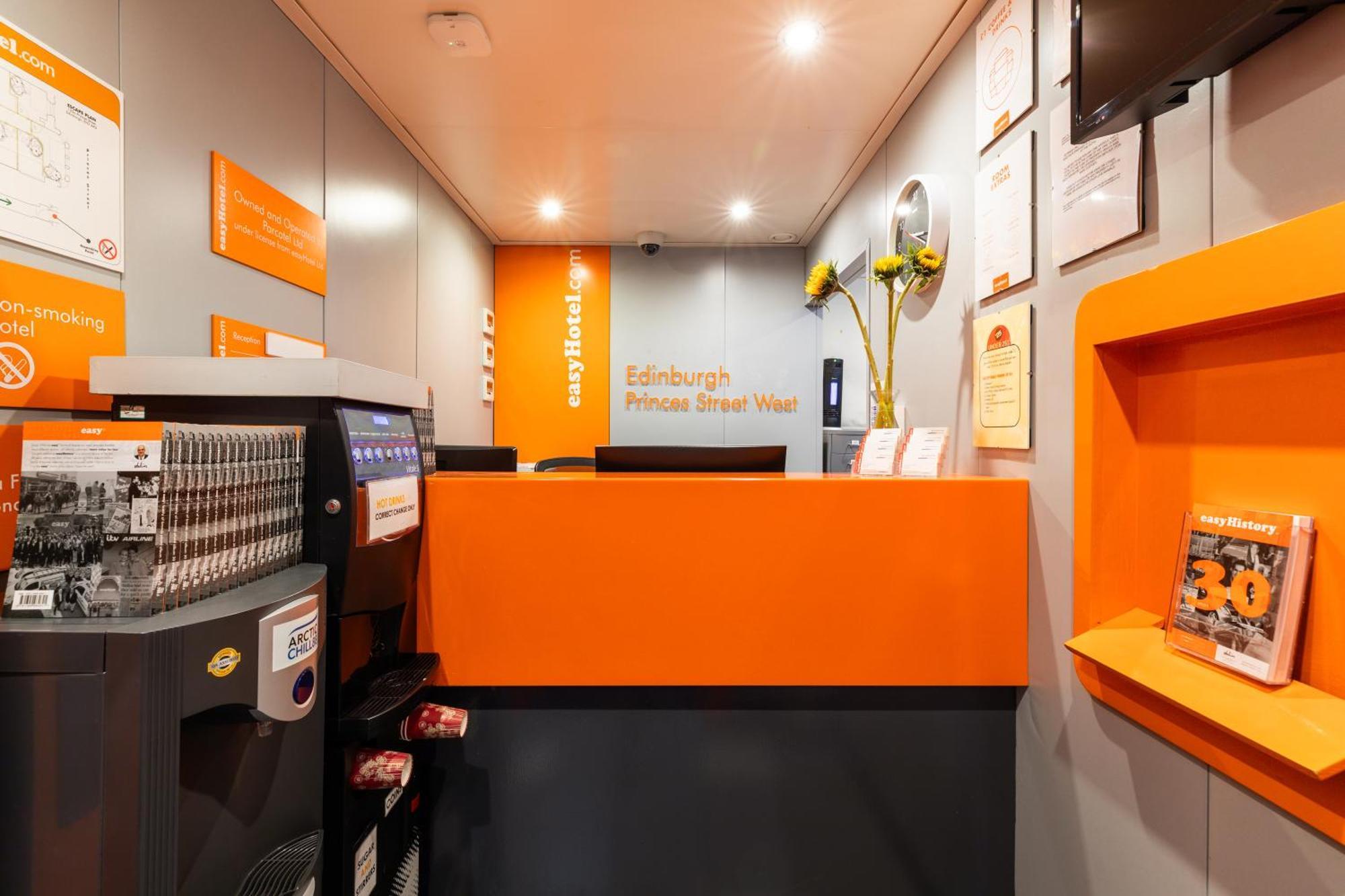 Easyhotel EDI Exterior foto