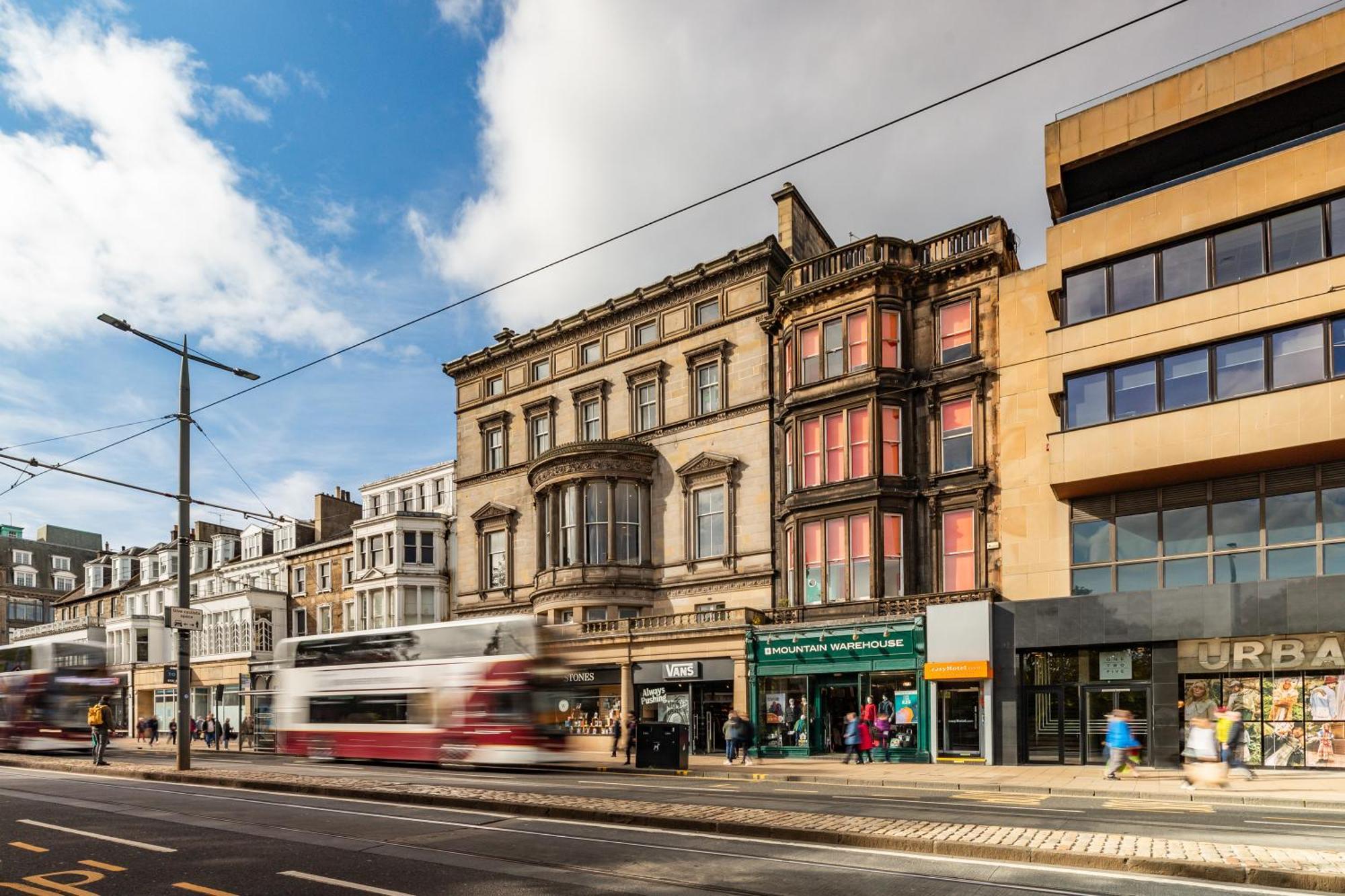 Easyhotel EDI Exterior foto