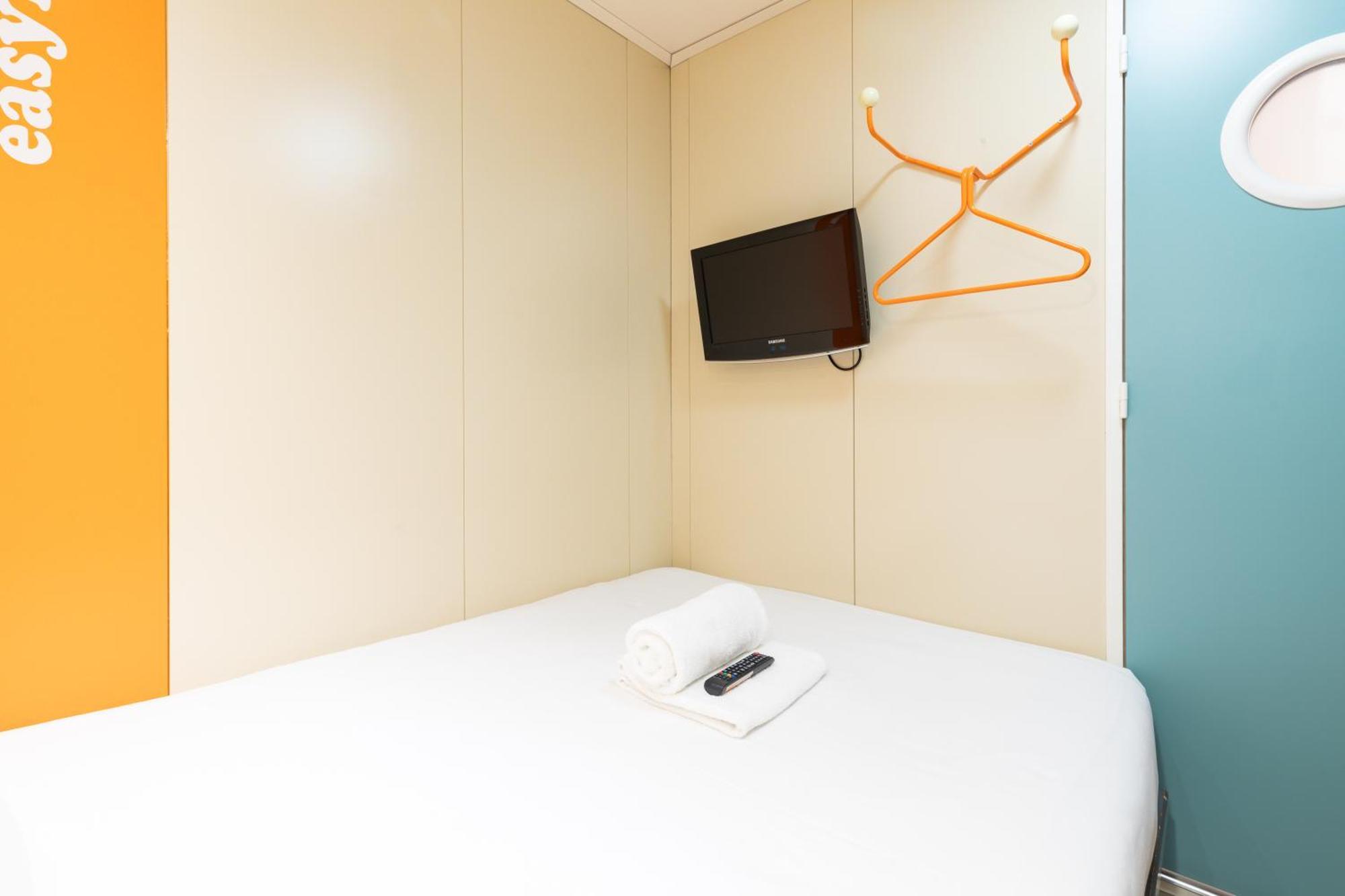 Easyhotel EDI Exterior foto