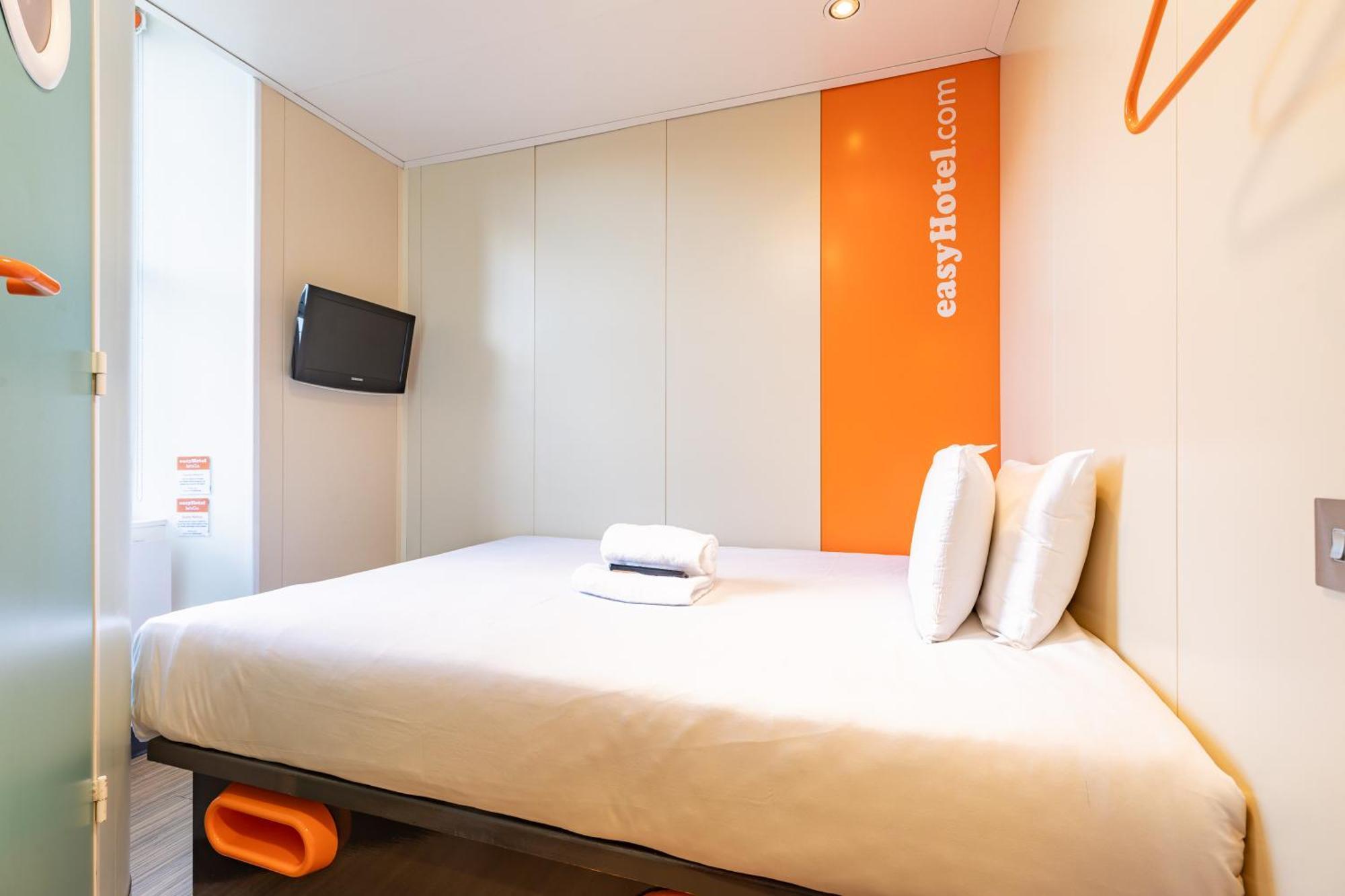 Easyhotel EDI Exterior foto