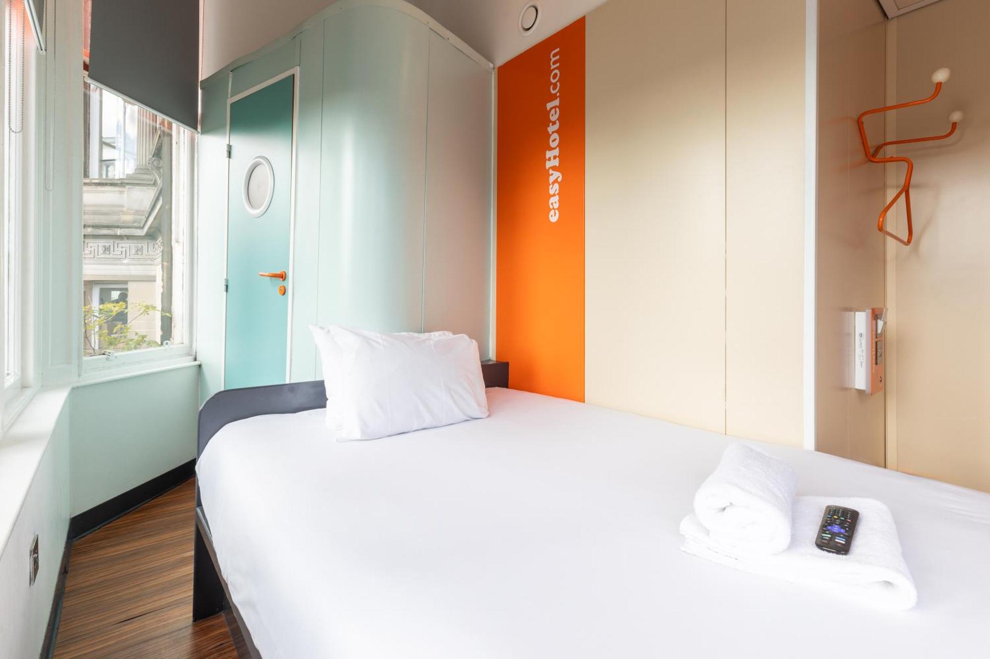 Easyhotel EDI Exterior foto